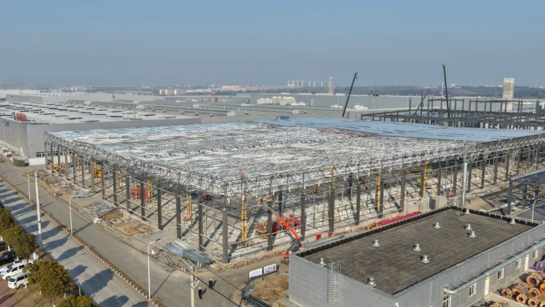領投汽車零部件項目建設春節“不打烊” 助力荊門高新區掇刀區產業新飛躍